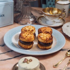 alfajor-coco-bristol-cafe