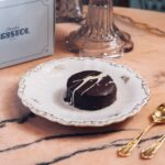 alfajor-negro-dulce-leche-bristol-cafe