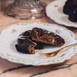 alfajor-negro-dulce-leche-bristol-cafe